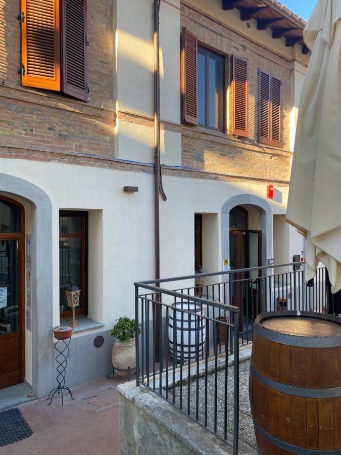 Locanda Della Pieve Pievebovigliana Bagian luar foto