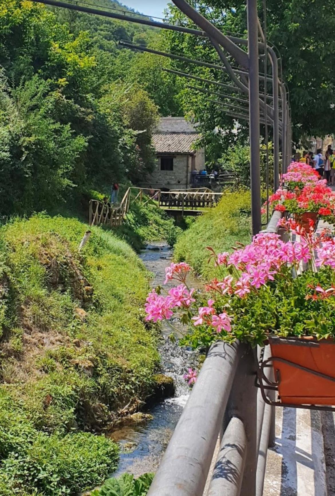 Locanda Della Pieve Pievebovigliana Bagian luar foto
